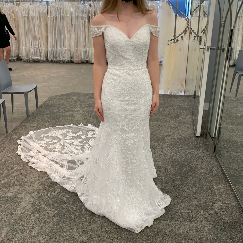 Oleg Cassini Off-the-Shoulder White Lace Wedding Dress with Train